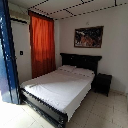 Hotel Andalucia Inn 산타마르타 외부 사진