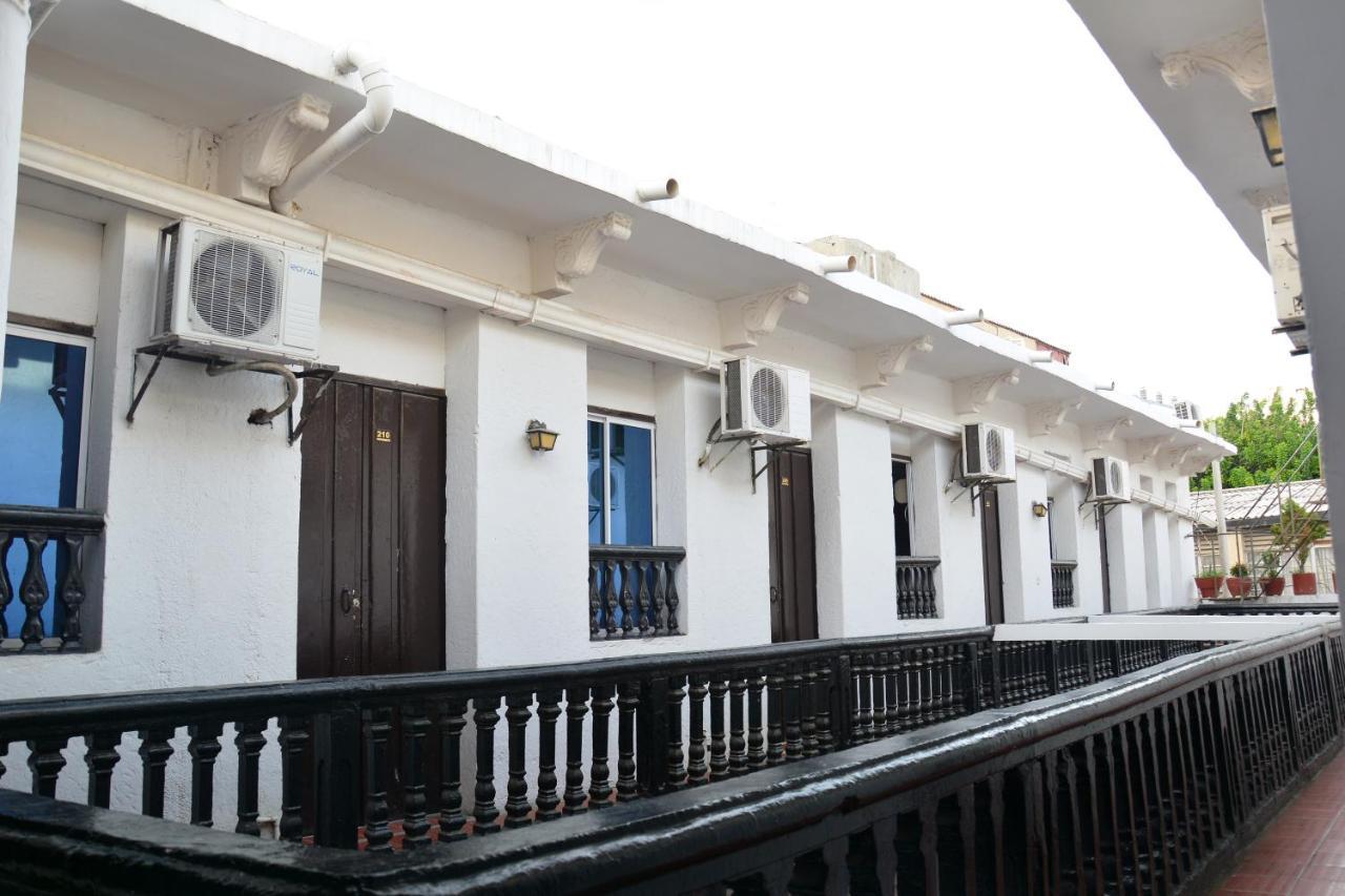 Hotel Andalucia Inn 산타마르타 외부 사진